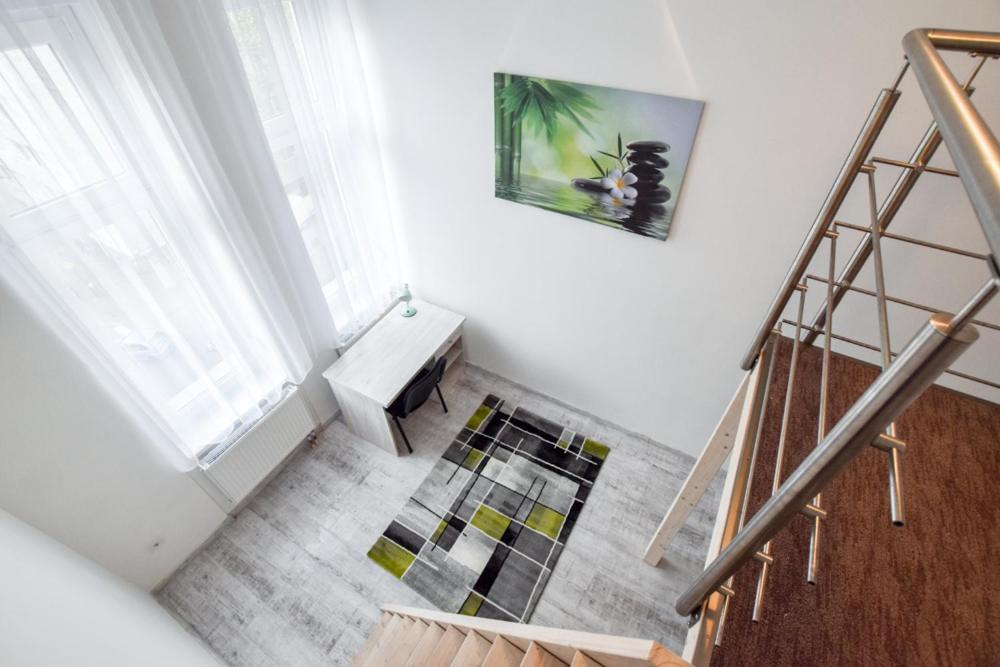 Apartment Cityscape Budget Damjanich