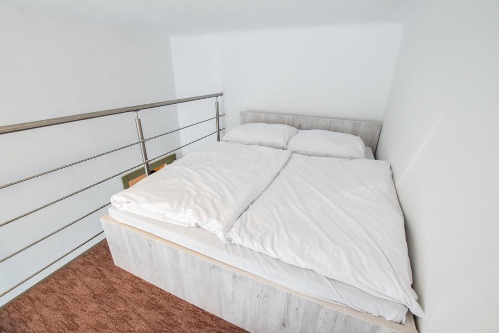 Apartment Cityscape Budget Damjanich *