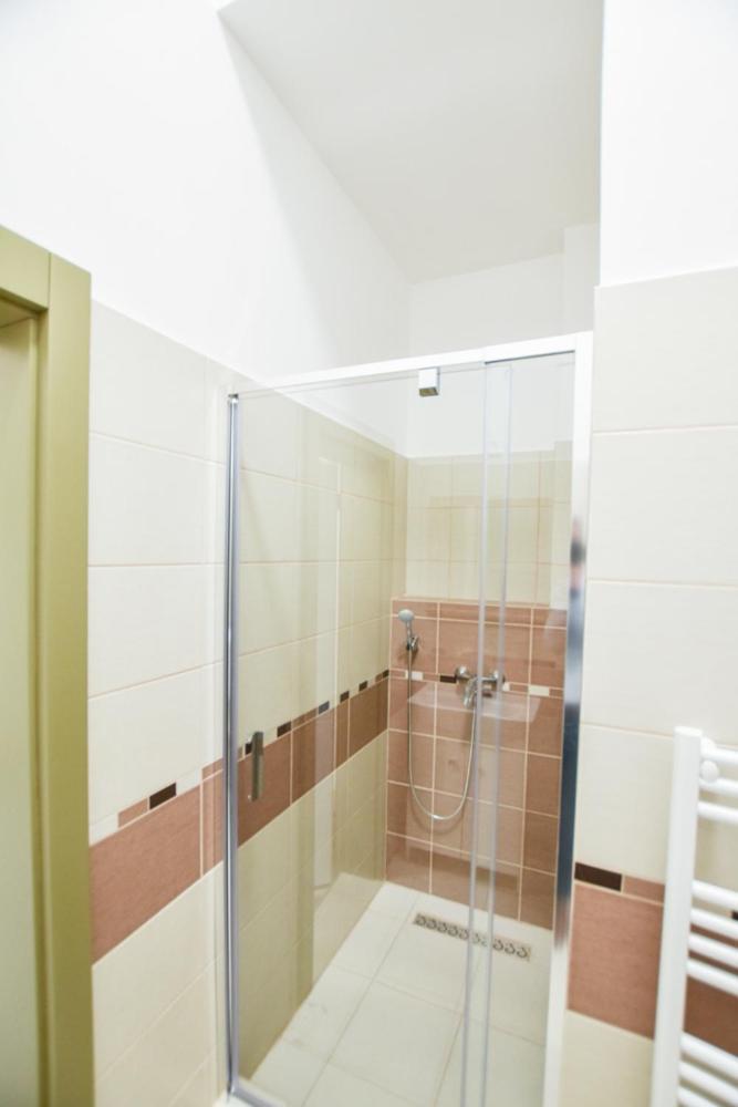 Cityscape Budget Damjanich Apartamento